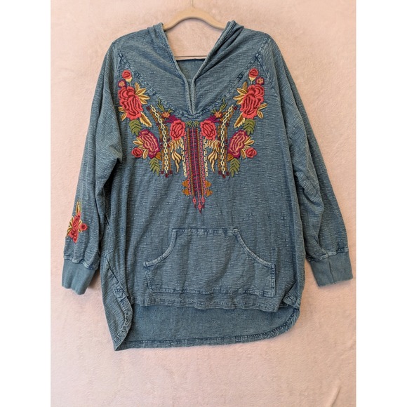 DRIFTWOOD Tops - Driftwood Hoodie Women's L Blue Floral Embroidered High-Low Pullover V-Neck
